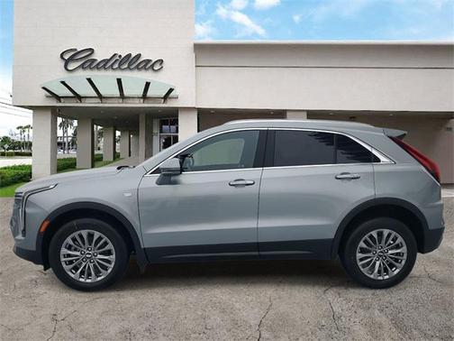 2025 Cadillac XT4 Premium Luxury
