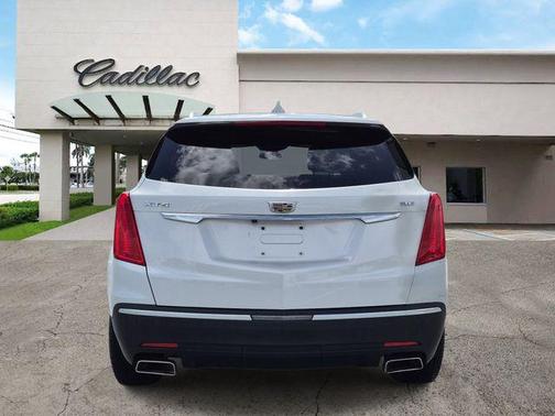 2018 Cadillac XT5 Luxury