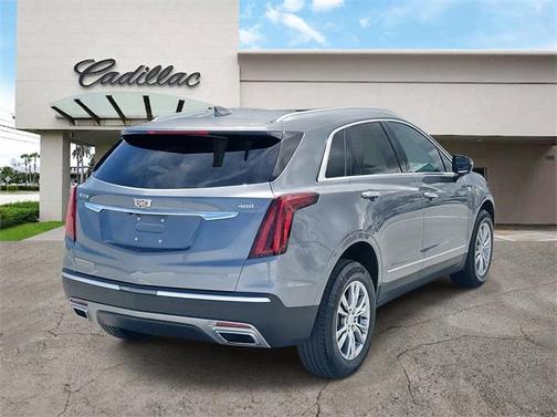 2022 Cadillac XT5 Premium Luxury