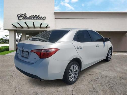 2018 Toyota Corolla LE