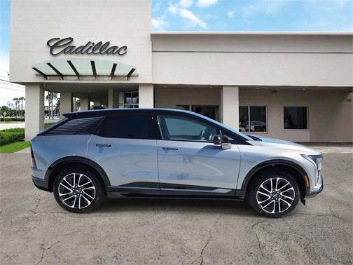 2026 Cadillac OPTIQ Premium Sport