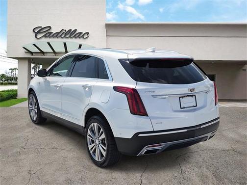 2023 Cadillac XT5 Premium Luxury