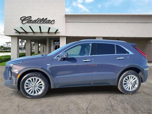 2025 Cadillac XT4 Premium Luxury