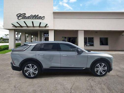 2024 Cadillac LYRIQ Tech