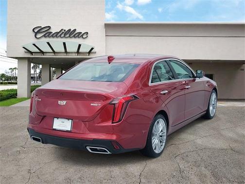 2023 Cadillac CT4 Premium Luxury