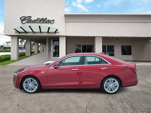 2023 Cadillac CT4 Premium Luxury