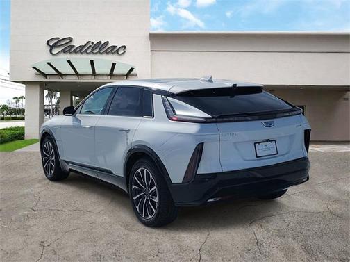 2025 Cadillac LYRIQ Sport