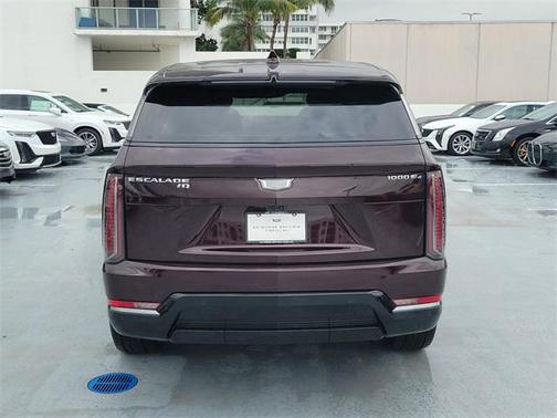 2025 Cadillac Escalade IQ Sport 1