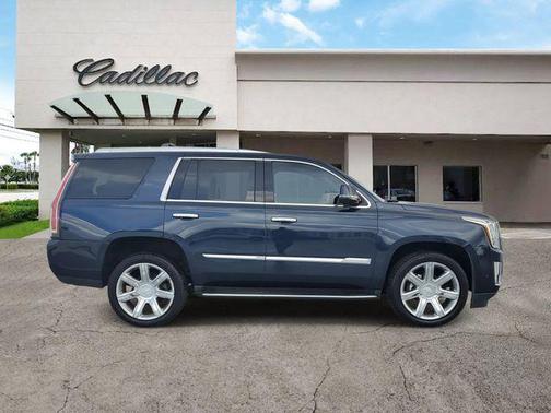 Dark Adriatic Blue Metallic 2017 Cadillac Escalade Luxury