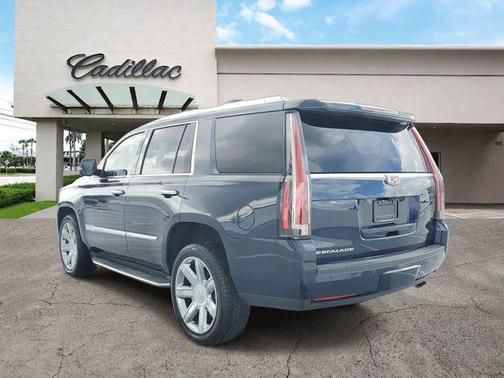 Dark Adriatic Blue Metallic 2017 Cadillac Escalade Luxury