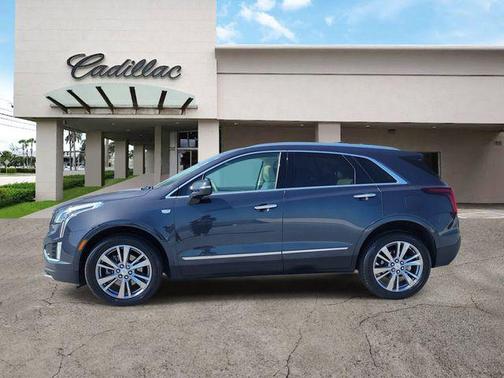Wilder Metallic 2023 Cadillac XT5 Premium Luxury