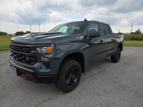 2025 Chevrolet Silverado 1500 Custom Trail Boss