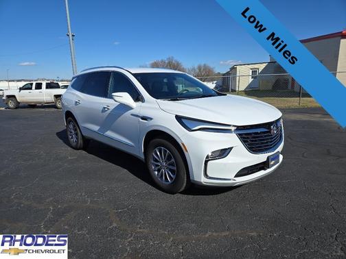 2024 Buick Enclave Essence