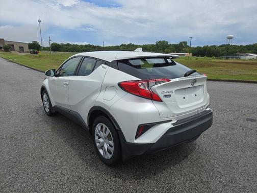 2019 Toyota C-HR LE