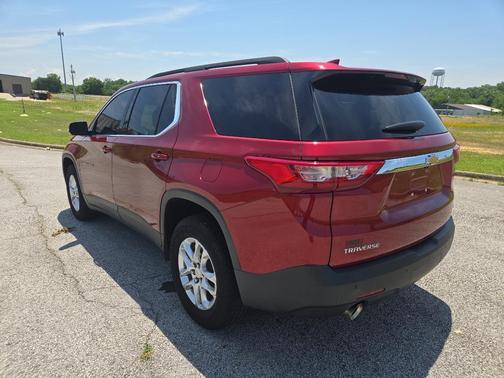 2020 Chevrolet Traverse LT Cloth