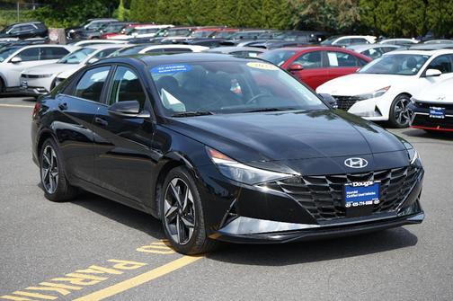 2022 Hyundai ELANTRA Limited