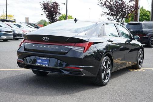 2022 Hyundai ELANTRA Limited