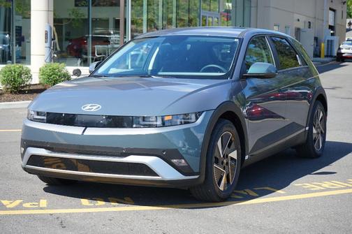 2026 Hyundai IONIQ 5 SE