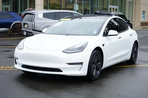 2021 Tesla Model 3 Standard Range Plus