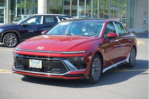 2025 Hyundai SONATA Hybrid Limited