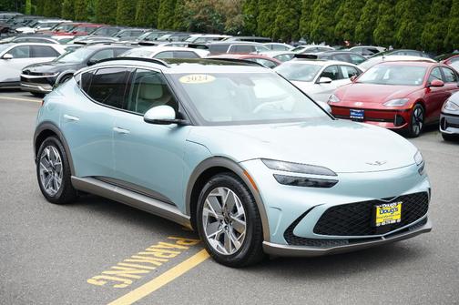 2024 Genesis GV60 Standard