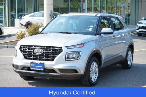 2023 Hyundai VENUE SE