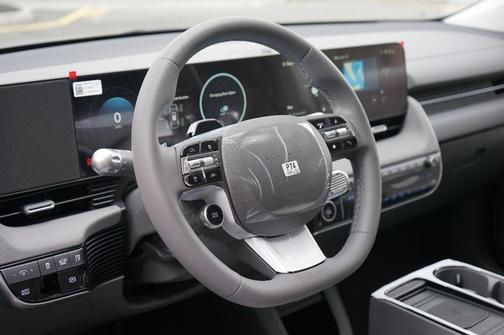 2025 Hyundai IONIQ 5 SEL