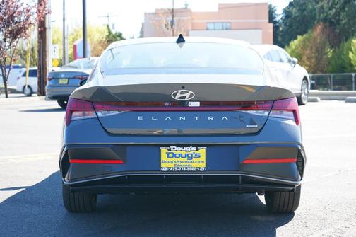 2025 Hyundai ELANTRA HEV Limited