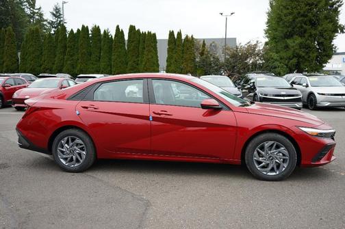 2025 Hyundai ELANTRA HEV Blue