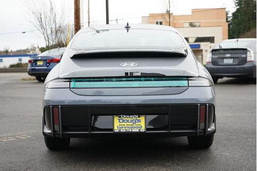 2025 Hyundai IONIQ 6 SE