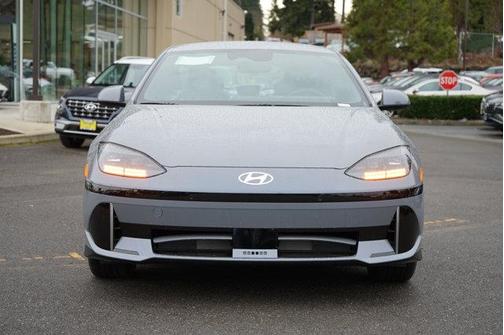 2025 Hyundai IONIQ 6 SE