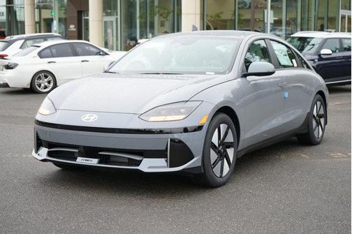 2025 Hyundai IONIQ 6 SE