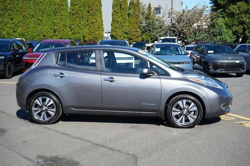 2015 Nissan Leaf SL
