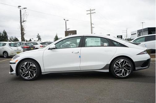 2025 Hyundai IONIQ 6 SEL