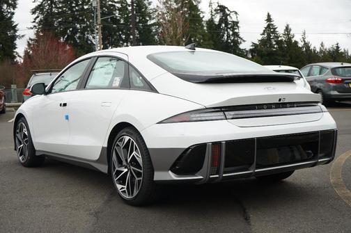 2025 Hyundai IONIQ 6 SEL