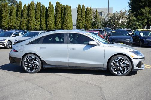 2025 Hyundai IONIQ 6 SEL