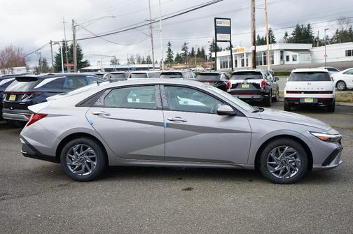 2025 Hyundai ELANTRA HEV Blue