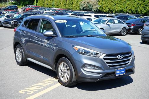 2017 Hyundai TUCSON SE