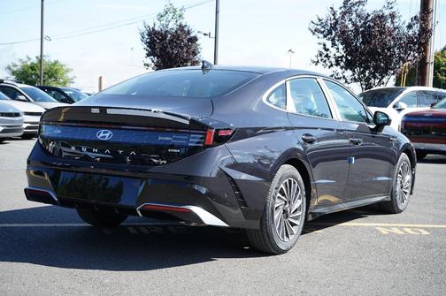 2025 Hyundai SONATA Hybrid Limited