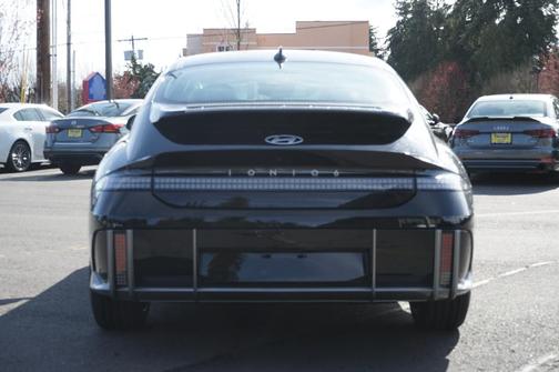 2025 Hyundai IONIQ 6 SEL