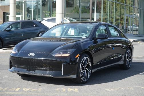 2025 Hyundai IONIQ 6 SEL