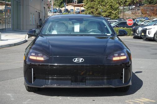 2025 Hyundai IONIQ 6 SEL