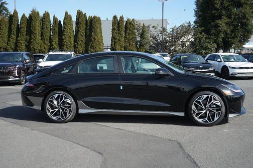 2025 Hyundai IONIQ 6 SEL