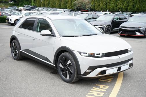 2026 Hyundai IONIQ 5 SE