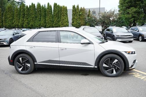 2026 Hyundai IONIQ 5 SE