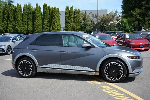 2024 Hyundai IONIQ 5 Limited