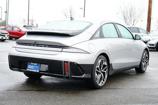 2025 Hyundai IONIQ 6 SEL