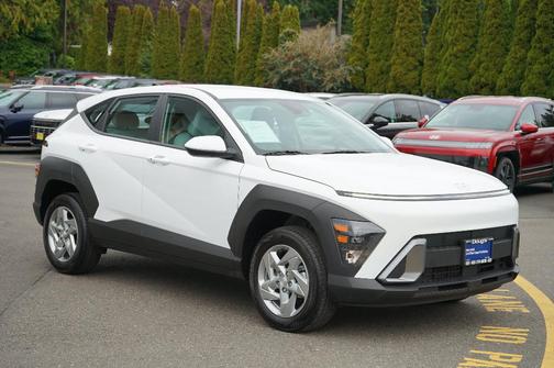 2024 Hyundai KONA SE
