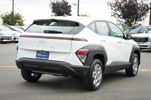 2024 Hyundai KONA SE