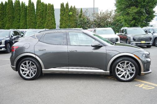 Makalu Gray 2025 Genesis GV60 Advanced